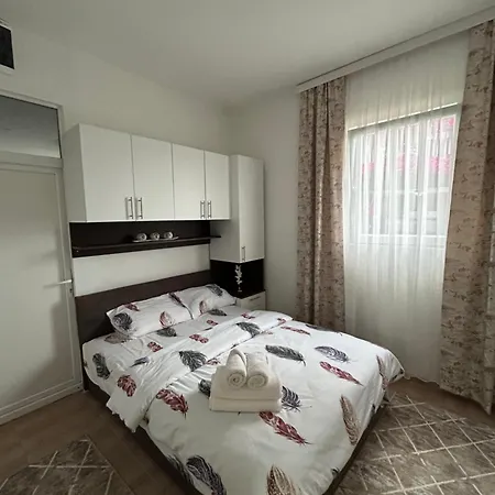 Kristina House * Opornica